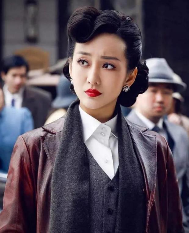 十大女星化妆前后对比,女星的素颜差距能有多大杨幂