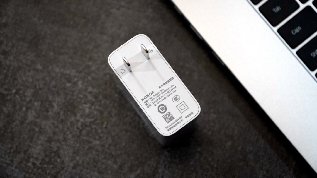 荣耀magicbookx152021款酷睿版,荣耀笔记本magicbook15x2021