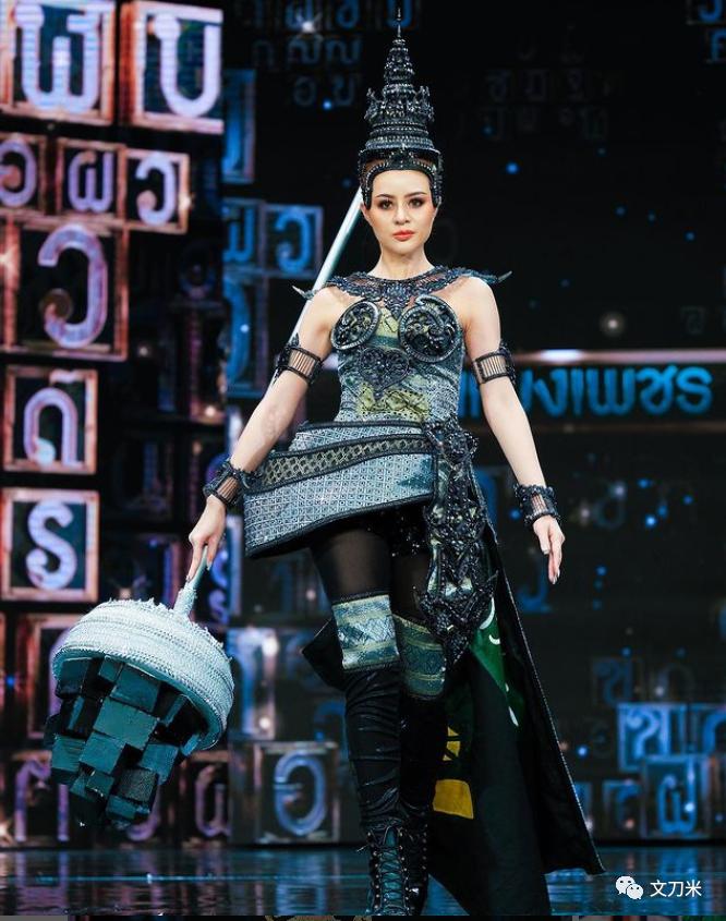 恐怕是地球最抓马的时装秀|MetGala小意思