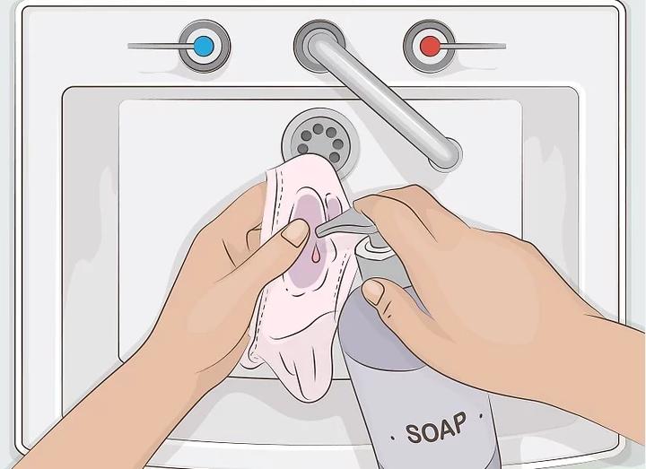 去除例假血迹小妙招,怎么清除裤子上的月经血渍