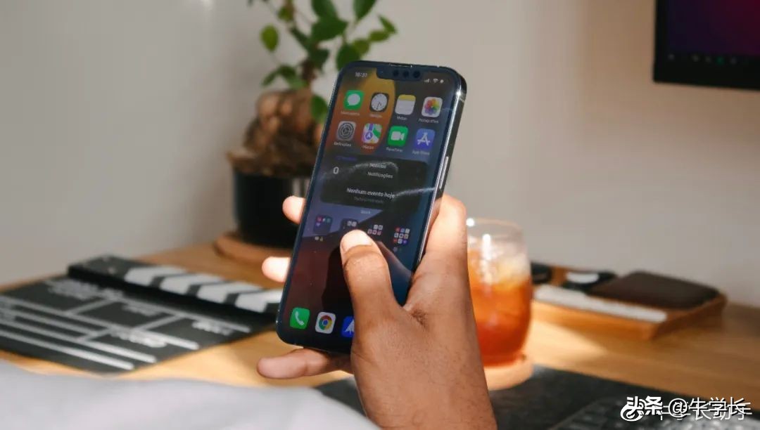 苹果手机卡顿反应慢一招解决,老款苹果手机卡顿反应慢怎么解决