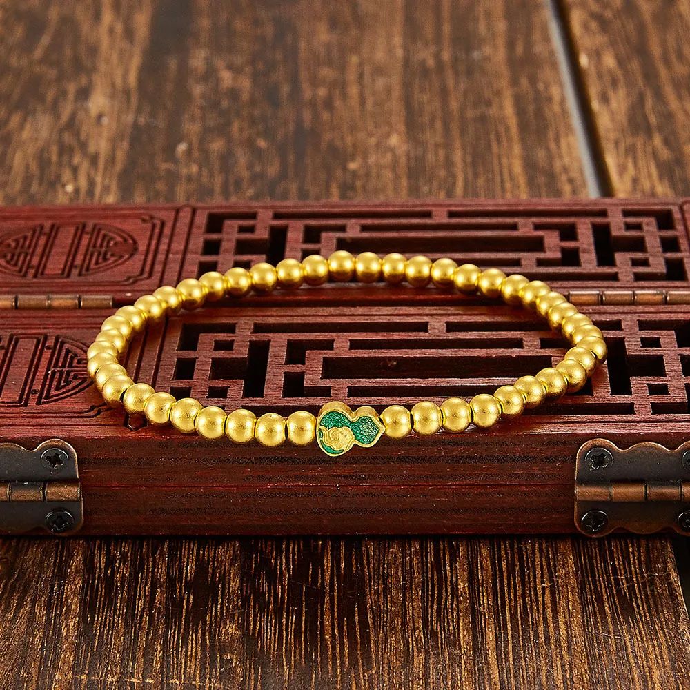 古法手镯周大福和老凤祥哪个好,周大福老凤祥中国黄金哪家更亲民