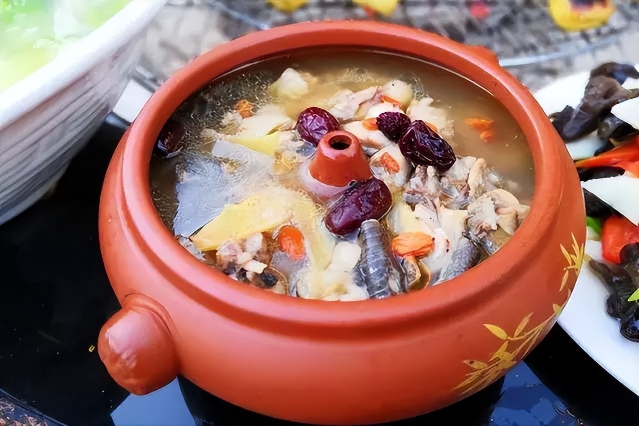 云南旅游攻略昆明景点有哪些,云南昆明旅游攻略自由行路线