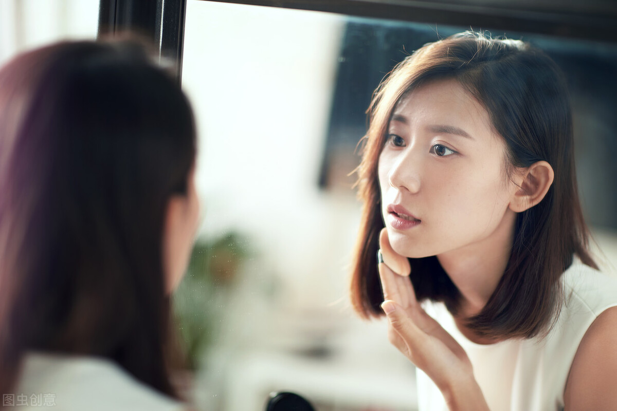 护肤干货你必须知道精华液的知识,护肤精华液的正确使用方法和步骤