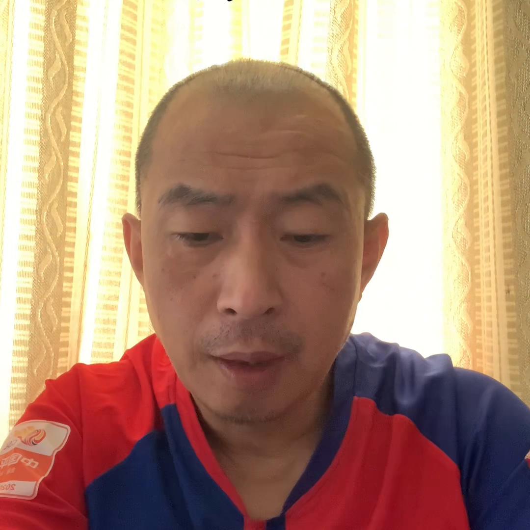 过去不必回首未来不必气馁,过去不必留恋