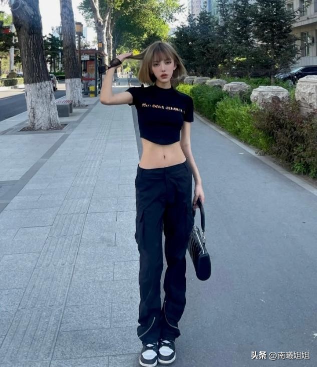 今春最流行的女裤,4款内搭裤搞定节后时髦