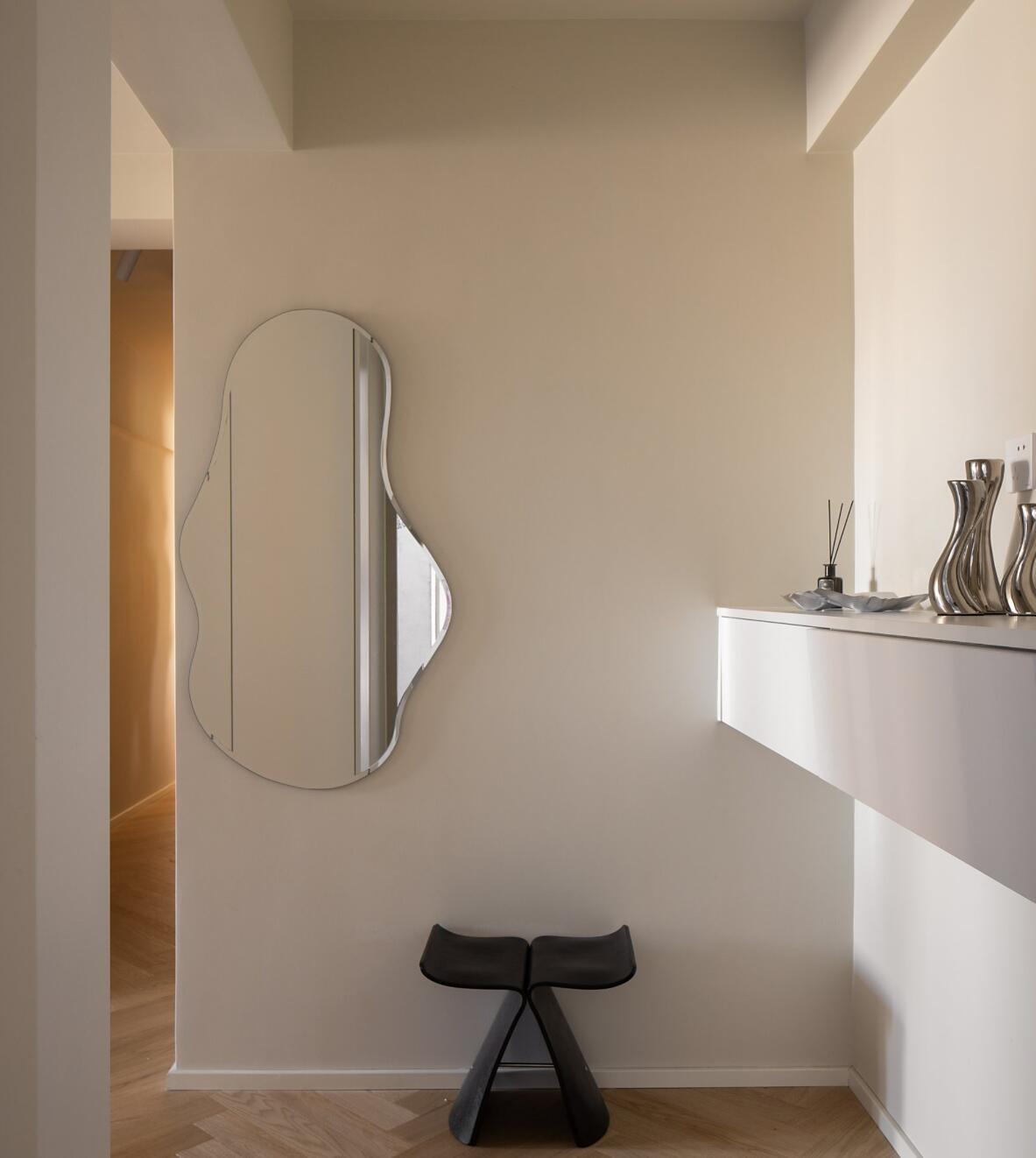 她买下别人不要的“跑道户型”,二次改造后,前屋主都羡慕坏了