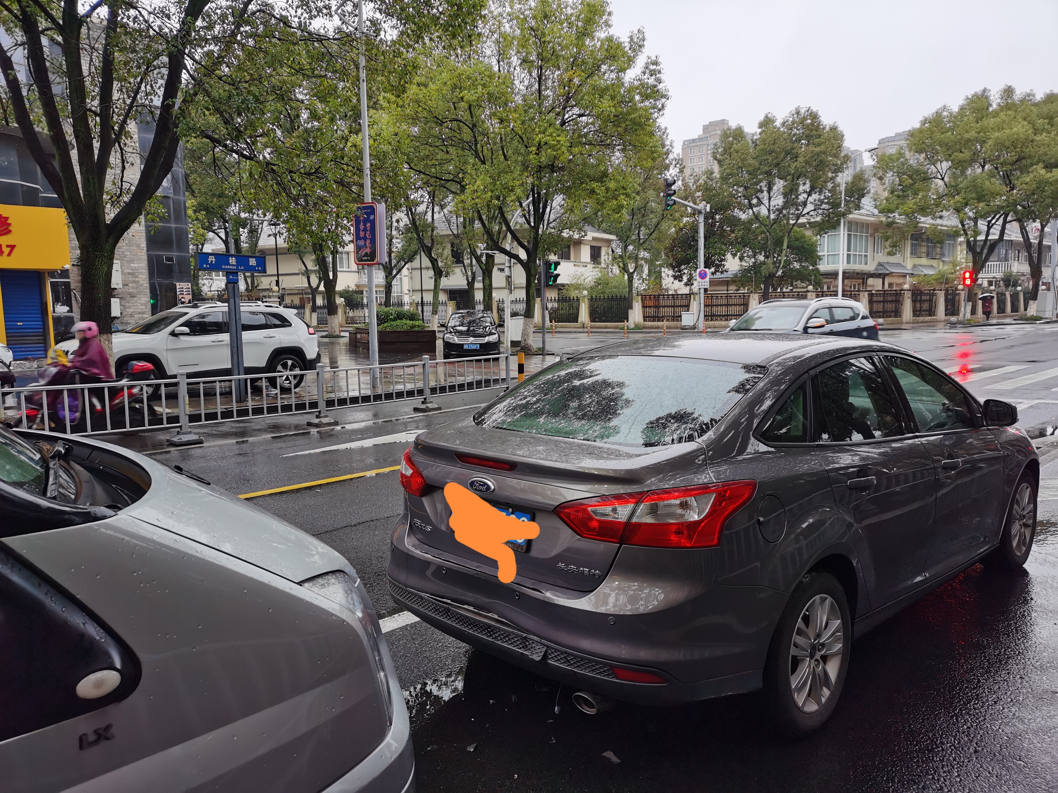 凯美瑞2.5g和双擎领先怎么选,凯美瑞2.5g豪华版百公里加速