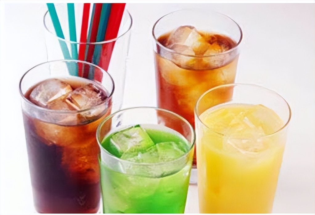 早上起来喝一杯温水还是开水,早上只喝一杯温水危害大吗