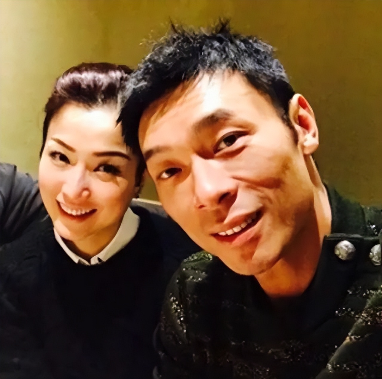 郑秀文许志安解读,郑秀文许志安再度出游修复感情