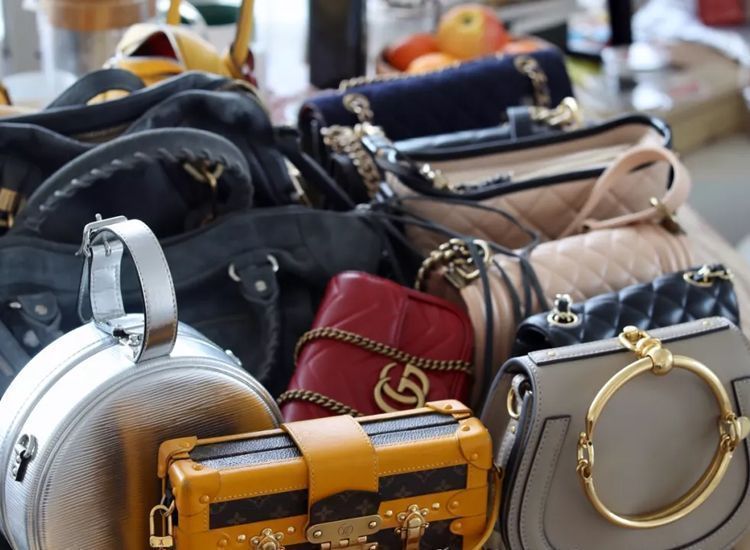 羽绒服真不是智商税,轻薄羽绒服是智商税