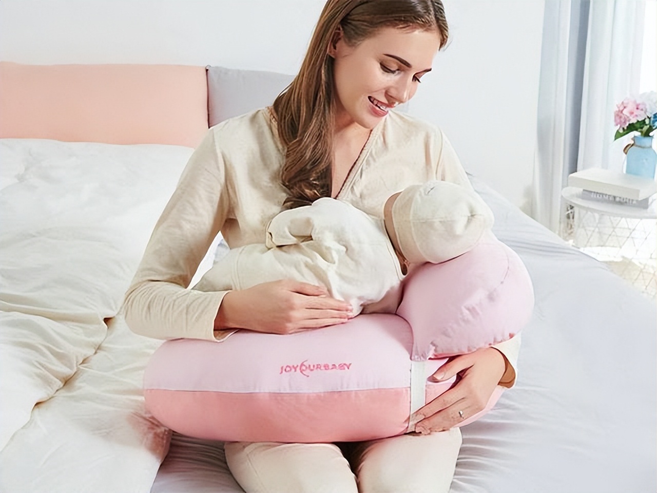 月子里如何预防宝宝吐奶,月子里的宝宝怎么预防吐奶