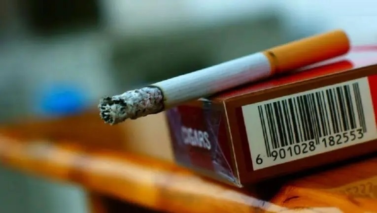 烟涨价59元每包是真的吗,香烟涨价50元再卖违法吗