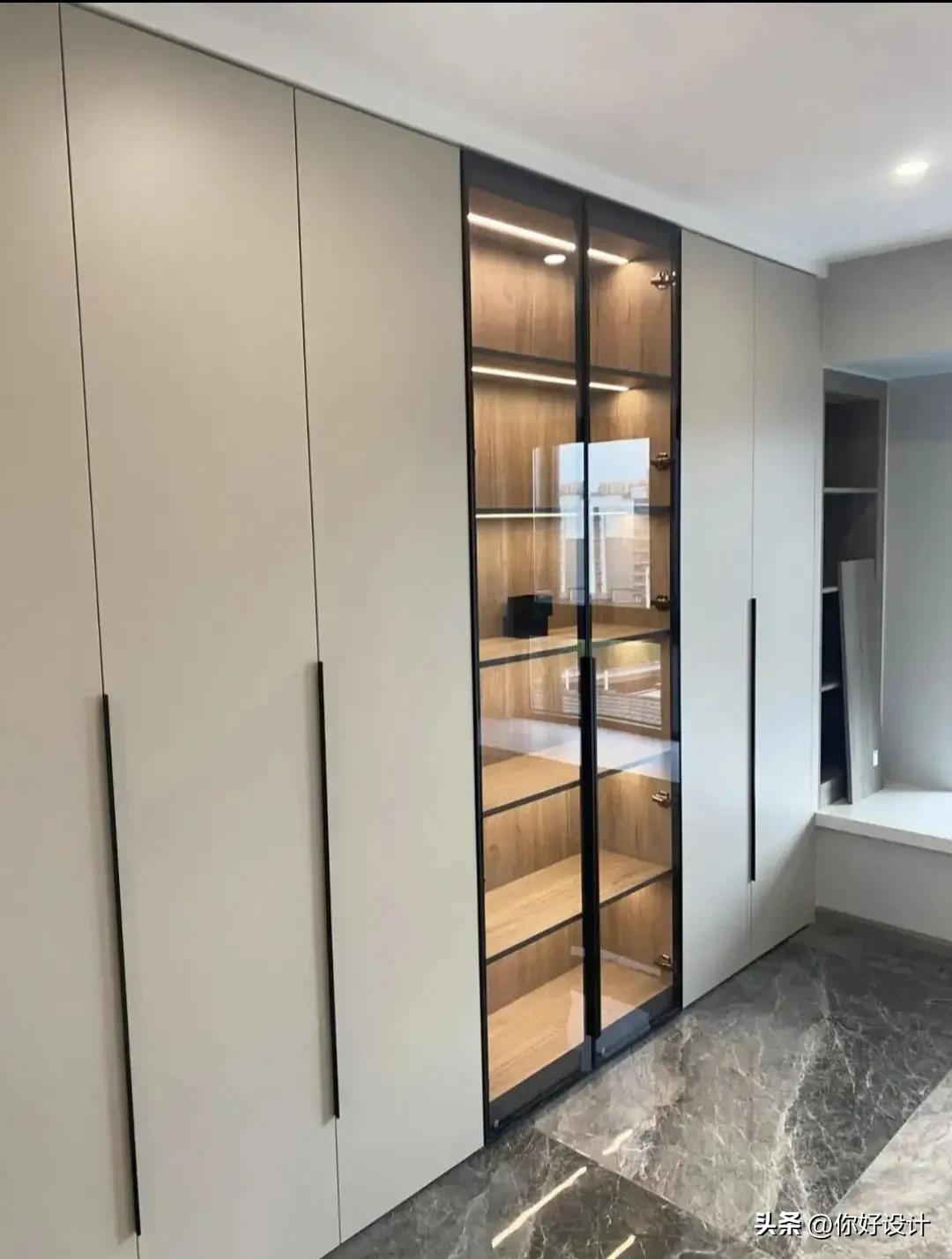 三十厘米宽的衣柜推荐,三十款卧室高颜值衣柜案例