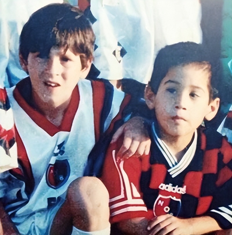 贝克汉姆婚内多次出轨,梅西和c罗和贝克汉姆