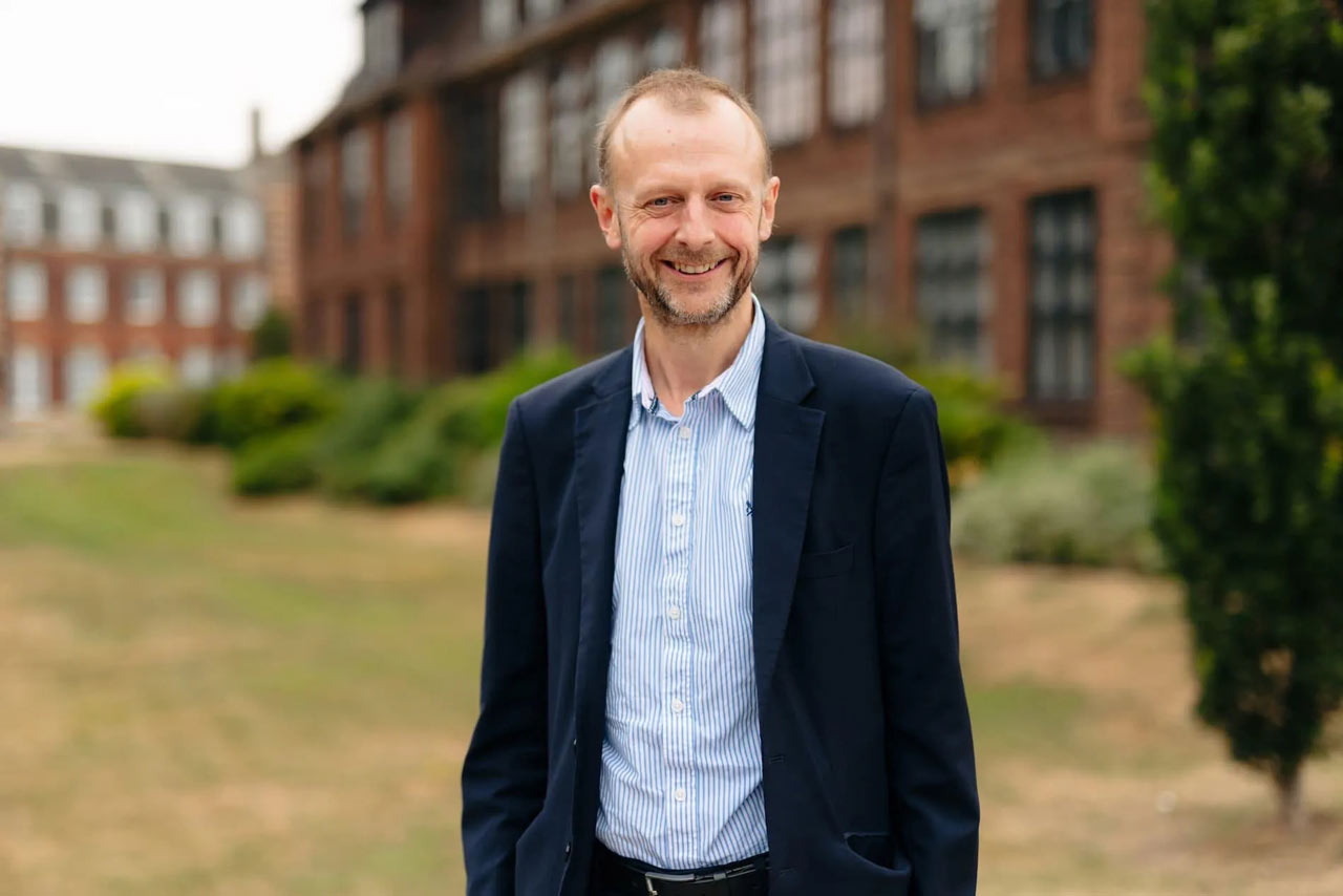 优秀大学指南：赫尔大学今年继续在本地区排名第四