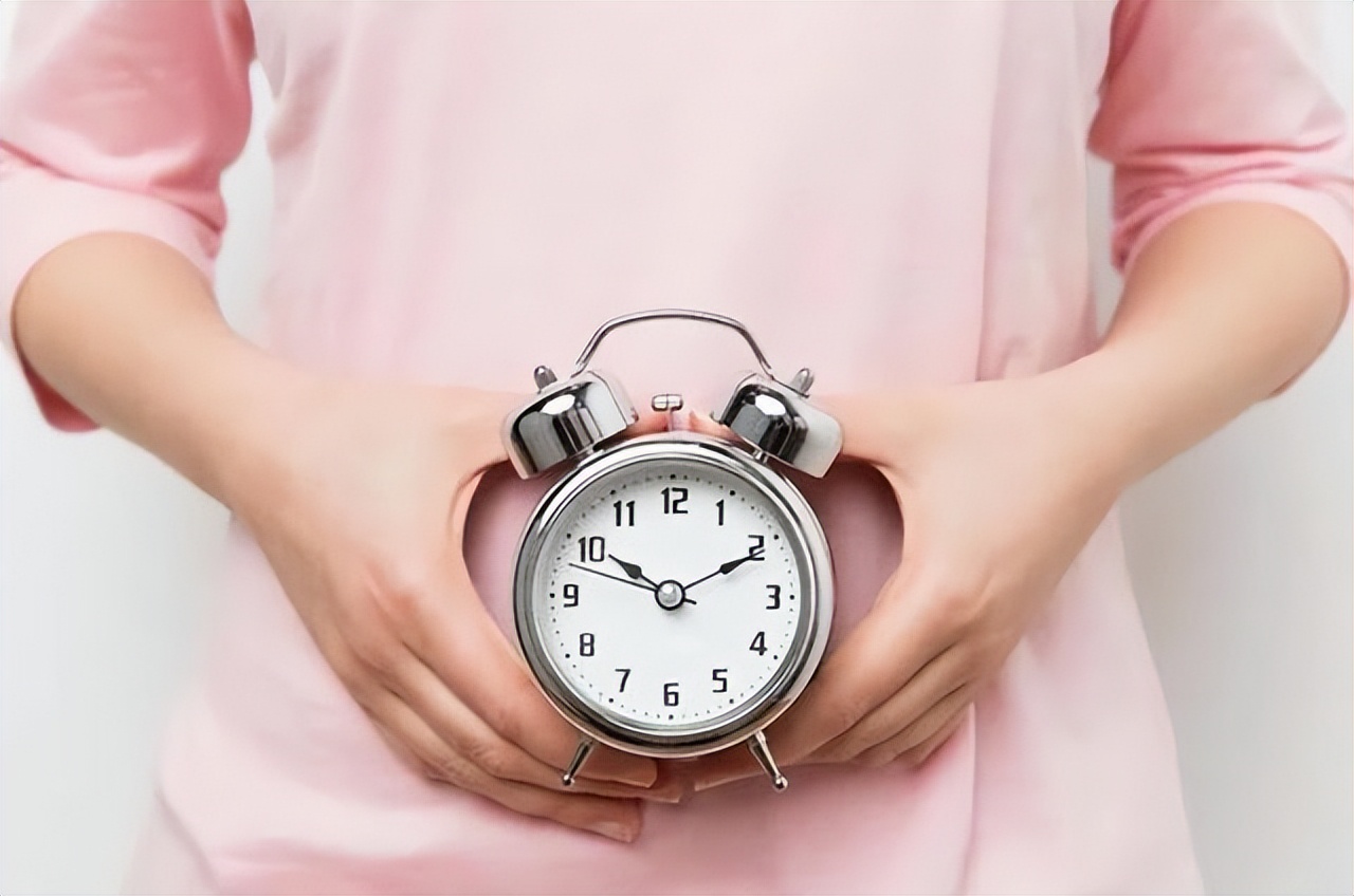 荷尔蒙旺盛的女人通常有什么特征,荷尔蒙旺盛女人的特征