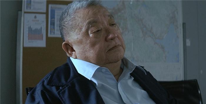 郑则仕洪金宝完整版,洪金宝和郑则仕是什么关系