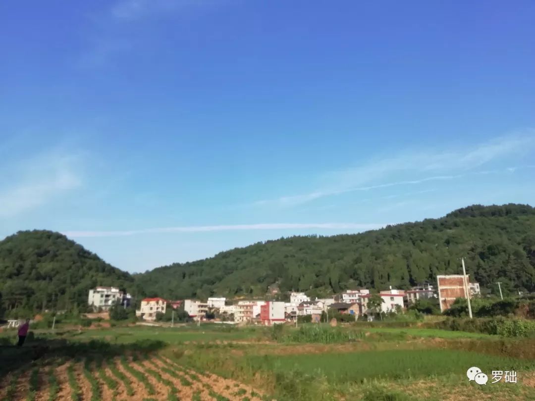 鐭虫湪灞卞,鐭虫湪瀵ㄥソ椋庡厜