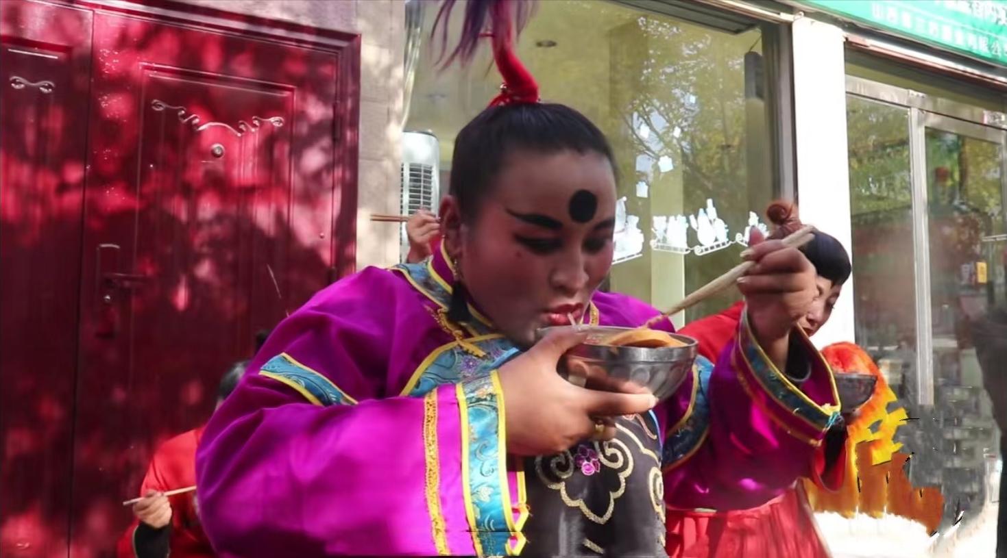 陕北农村吃席杀羊,陕北结婚流水席连吃三天