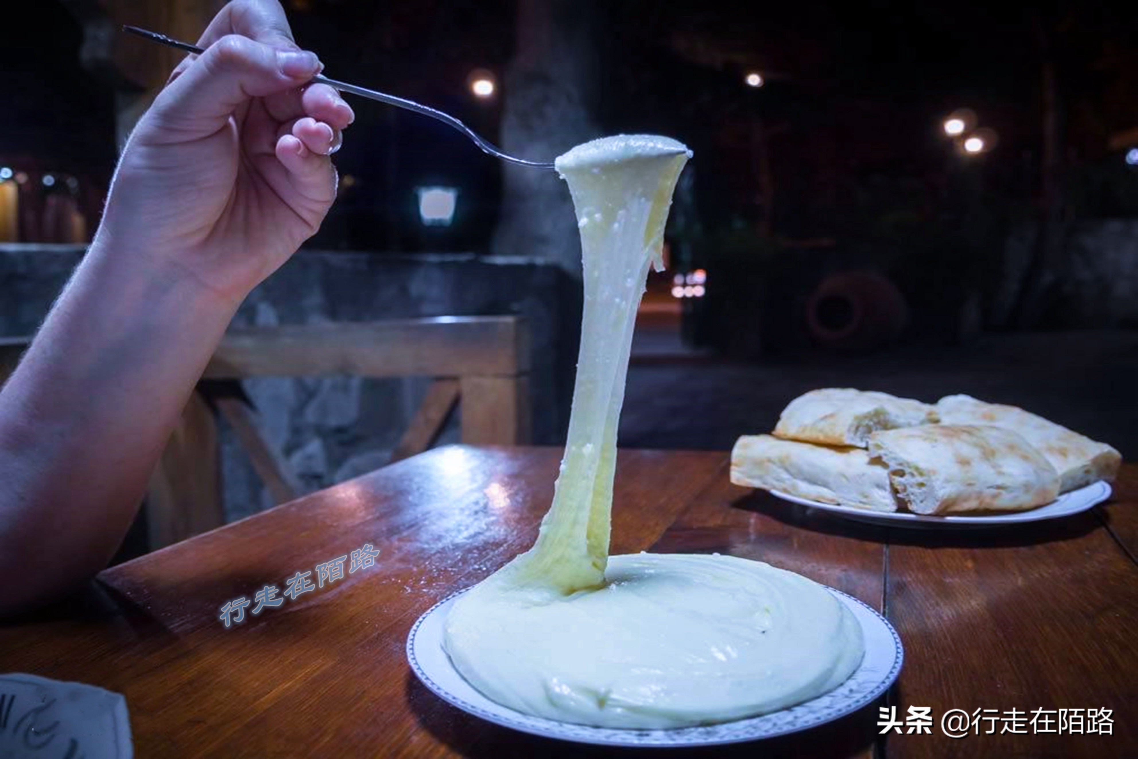 环游黑海第一个难关：海关盘查六个小时，靠一句话成功入境