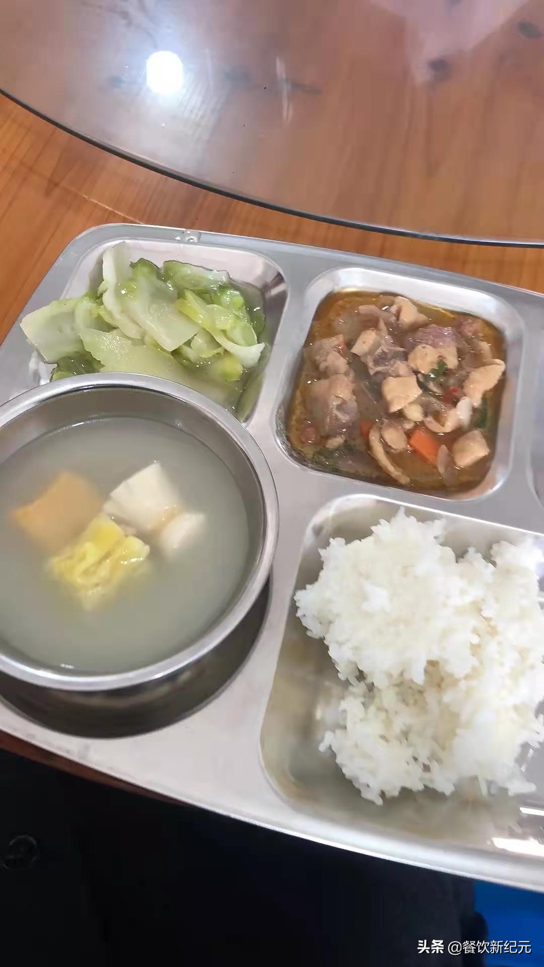 船上海员的一日三餐,看完船员生活的感受