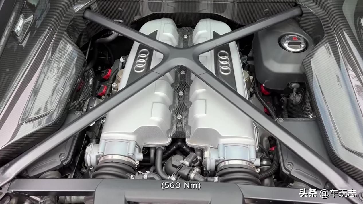 2019奥迪r8跟2020款奥迪r8,5.2v10奥迪r8限量版