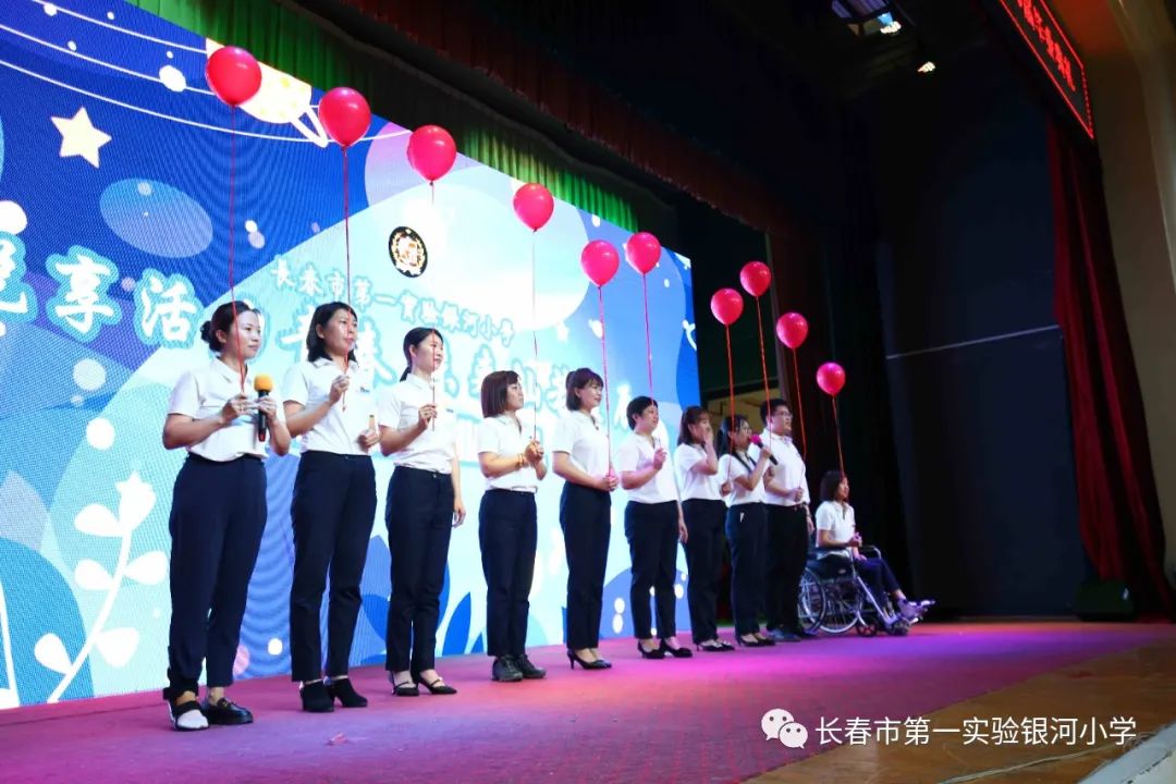 小学毕业典礼的超燃视频,最棒的小学毕业典礼