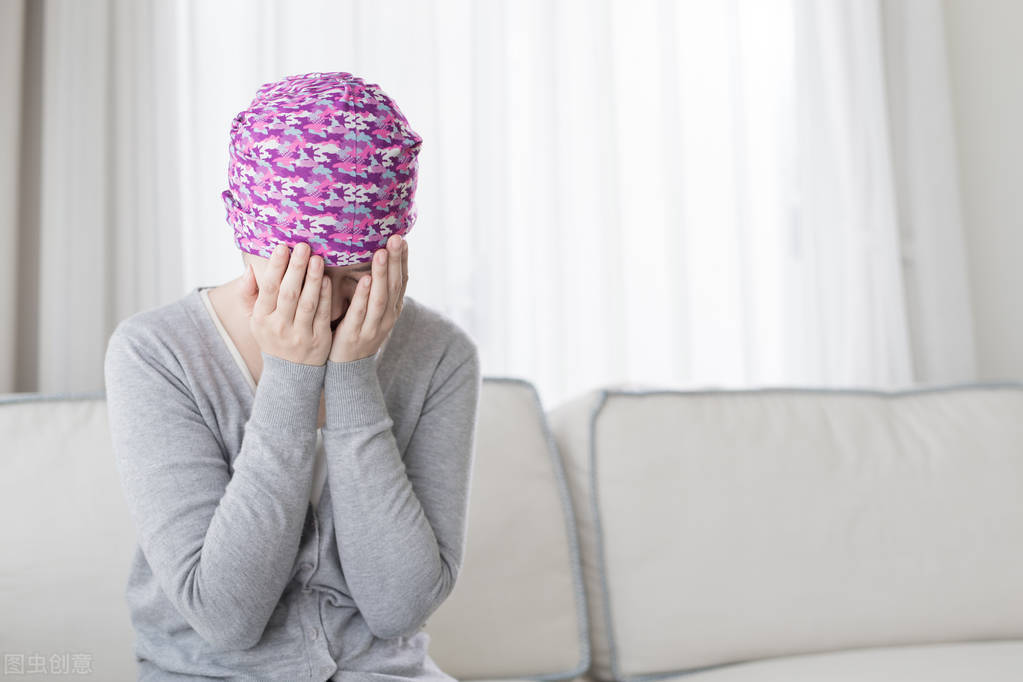 多囊引起的脸上长痘痘怎么内调,多囊长痘痘怎么快速消除