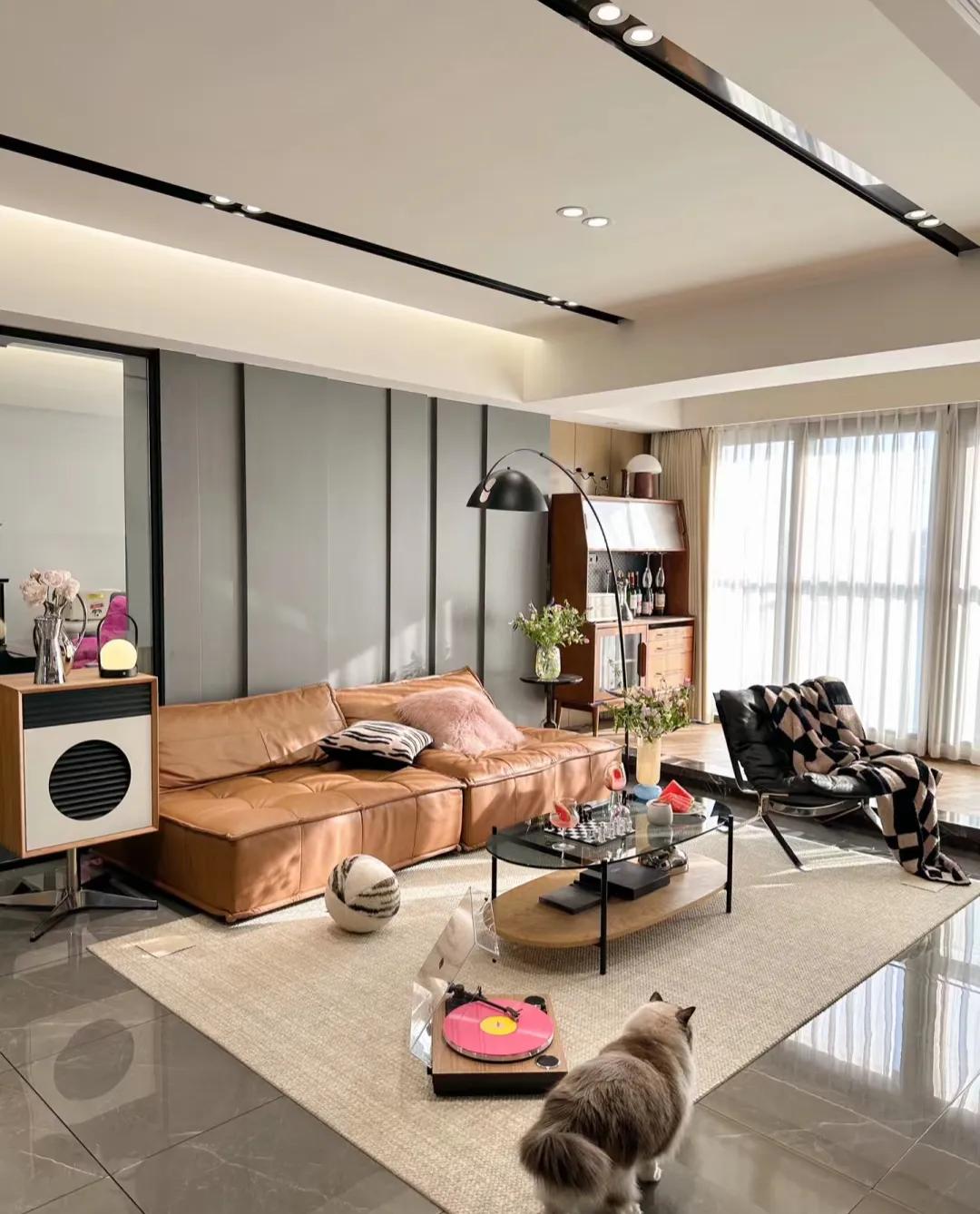 安徽女主晒出自家140㎡的家，全屋没有一丝俗气，堪称装修教科书