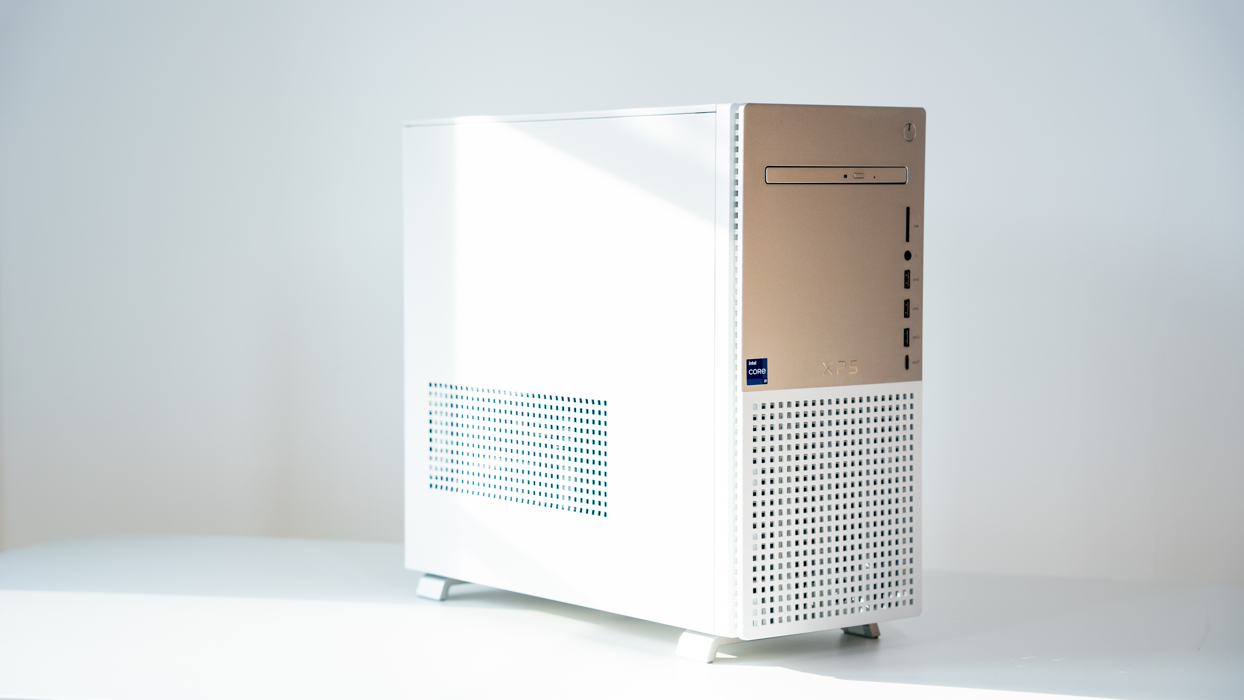 以后期设计师的角度看DELLXPS8950到底怎么样？