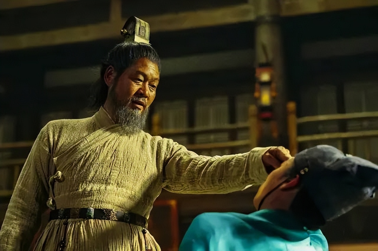 花了200亿拍的电影,花了两个亿拍的电影