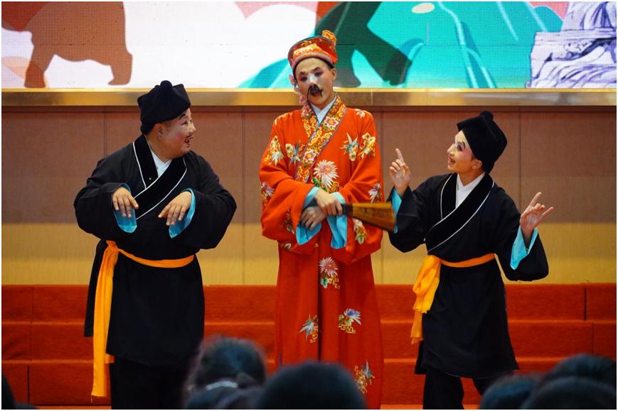 铿锵高甲进校园闽南文化润心田