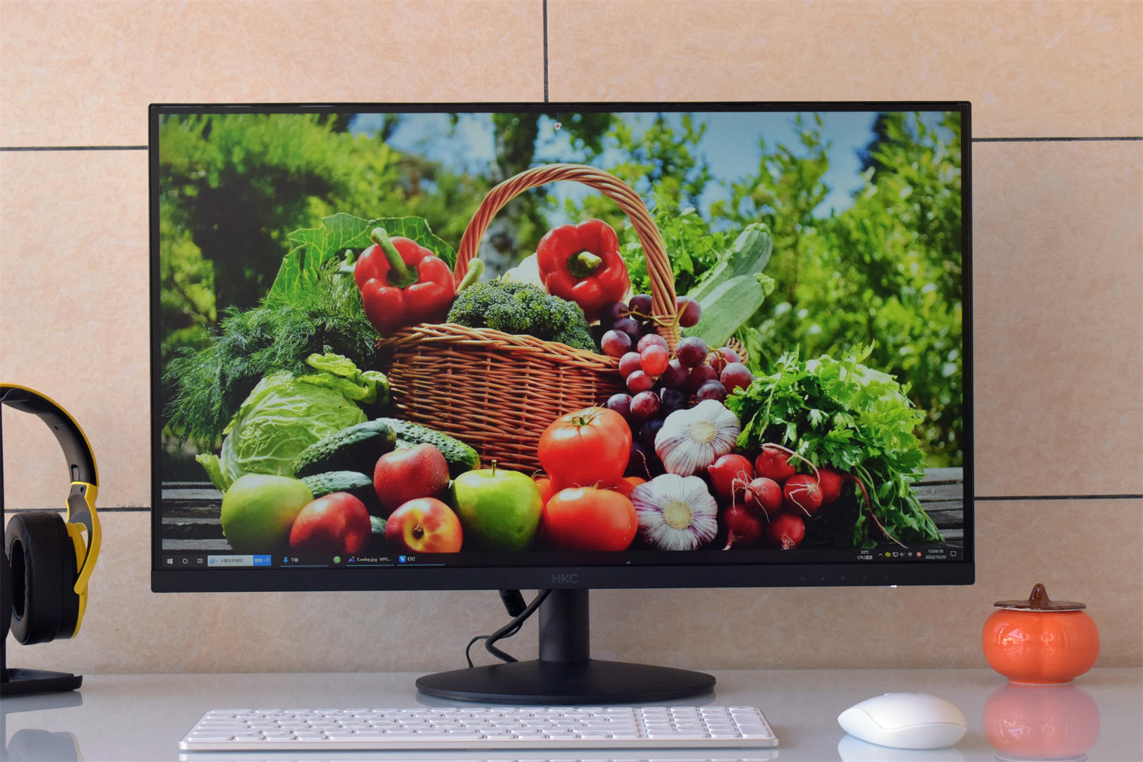hkc27寸2k170hz显示器测评,32寸hkc曲面显示器测评