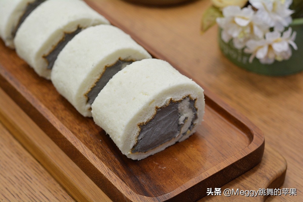 天使奶油蛋糕卷,甜口天使蛋糕卷图解