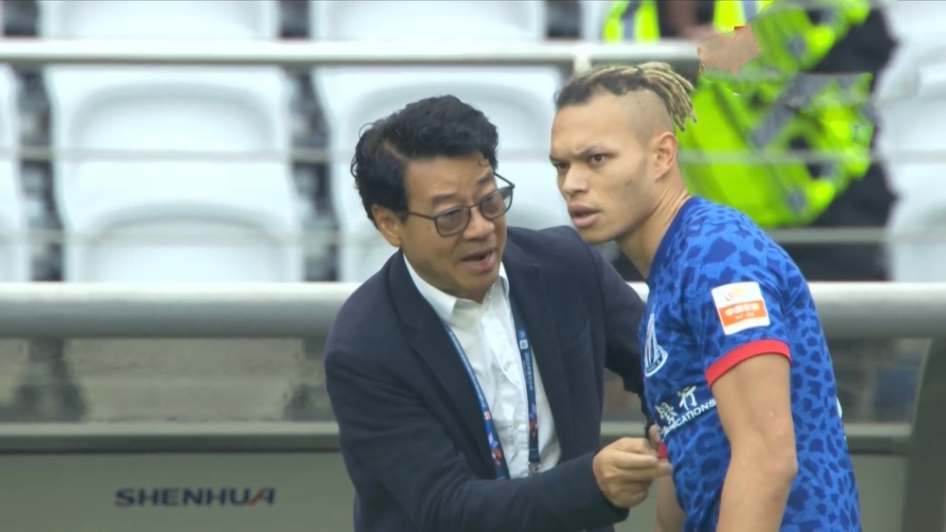 5名国脚离队,戴伟浚加盟上海申花表现