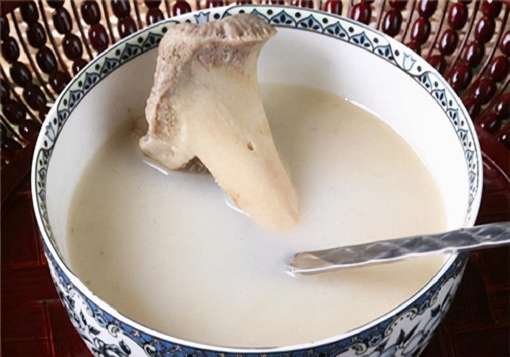 小狗身上有脓痂该怎么处理,小狗伤口怎么给它上药