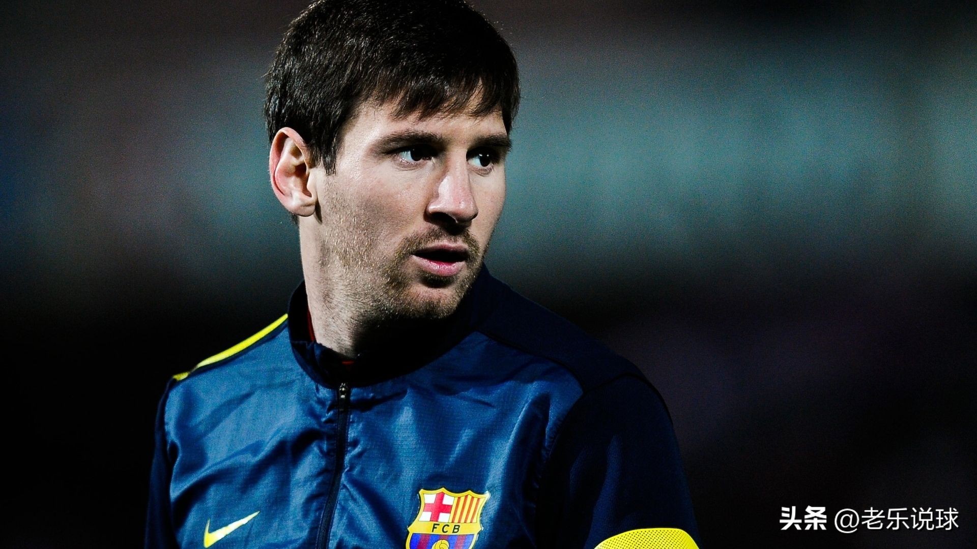 哈维说巴萨的大门永远向梅西敞开,巴萨三冠王哈维带领球迷喊出梅西