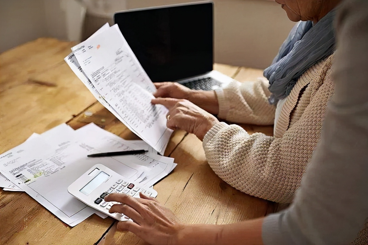 究竟要不要生三胎？有位专家说到点子上了，当了父母后才深有体会