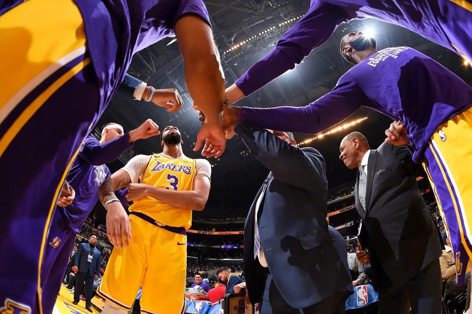 国王主力轮休,国王勇士收官战均获胜利