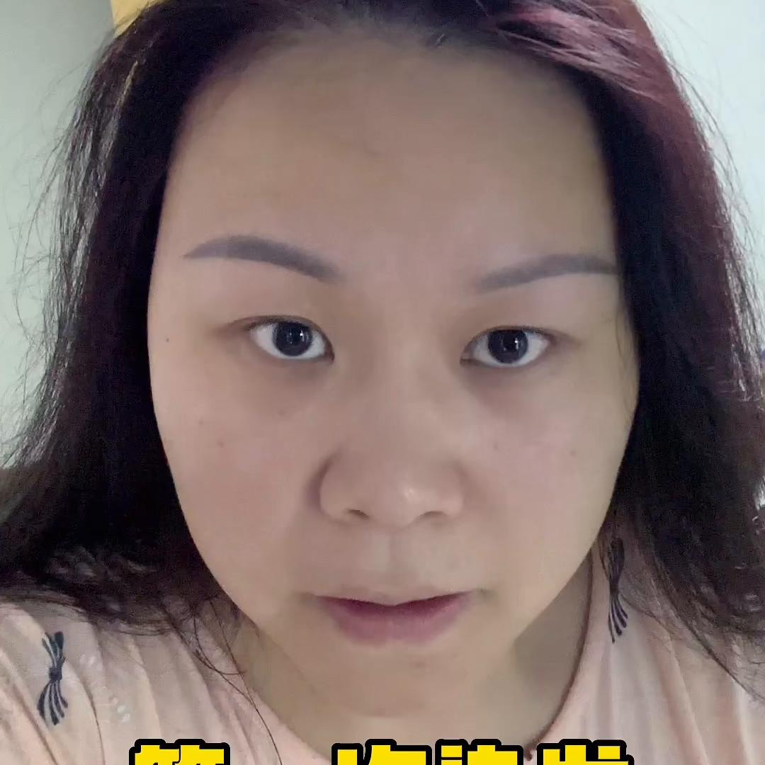 分享一下第一次染发的经历,第一次染发的亲身经历