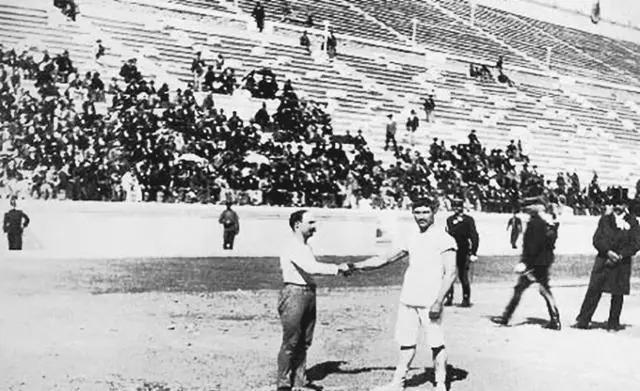 15骞村熀寤烘姇璧勪簡澶氬皯,楦熷发15骞翠簭浜嗗悧