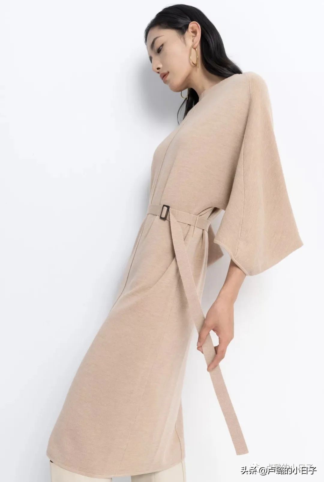 五人套衣服,5个人穿的衣服礼服