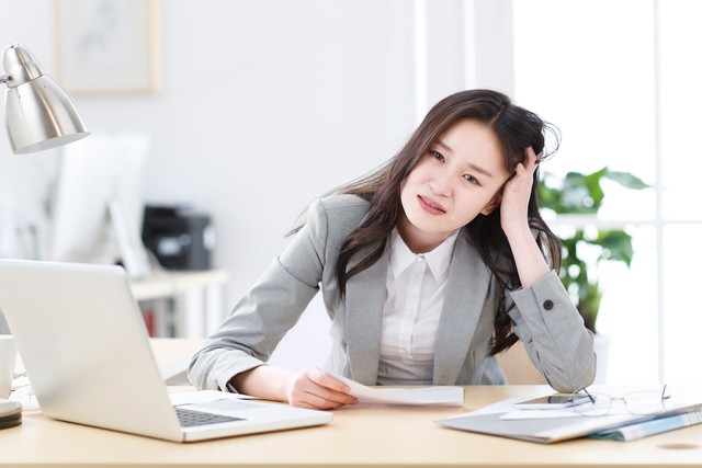 弟弟买房问我借10万,弟弟买房子我借给他钱了怎么办