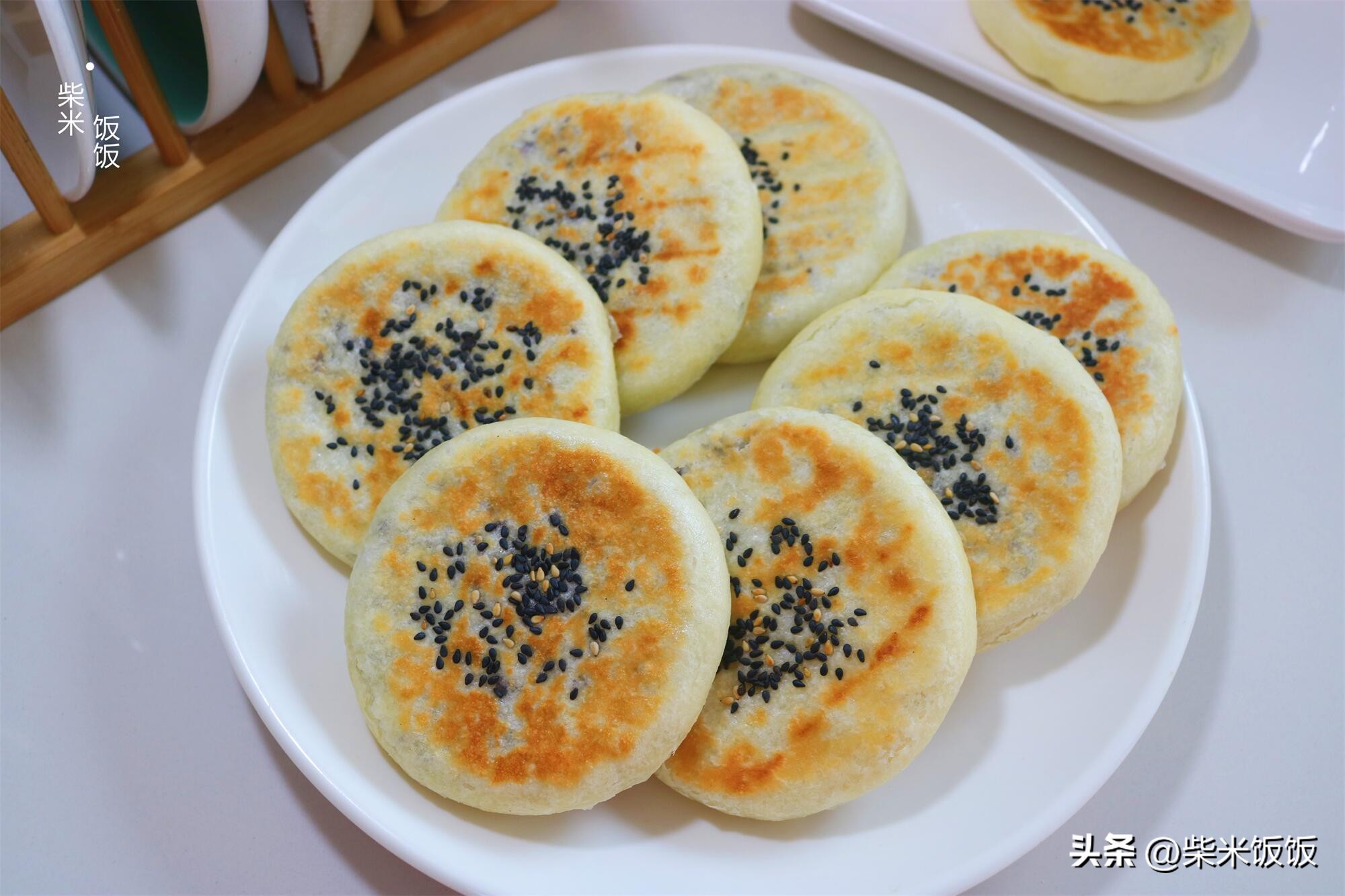 外面酥酥的里面糯糯的紫米饼做法,怎么才能做出酥脆入口即化的米饼