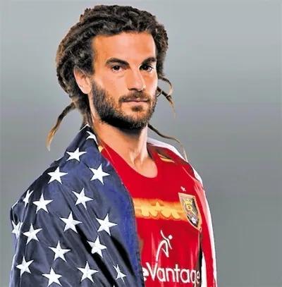 世界杯特殊发型,世界杯亚洲发型