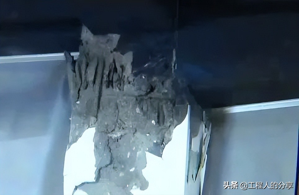 民房因暴雨出现裂缝整栋垮塌,暴雨导致墙体坍塌事故分析