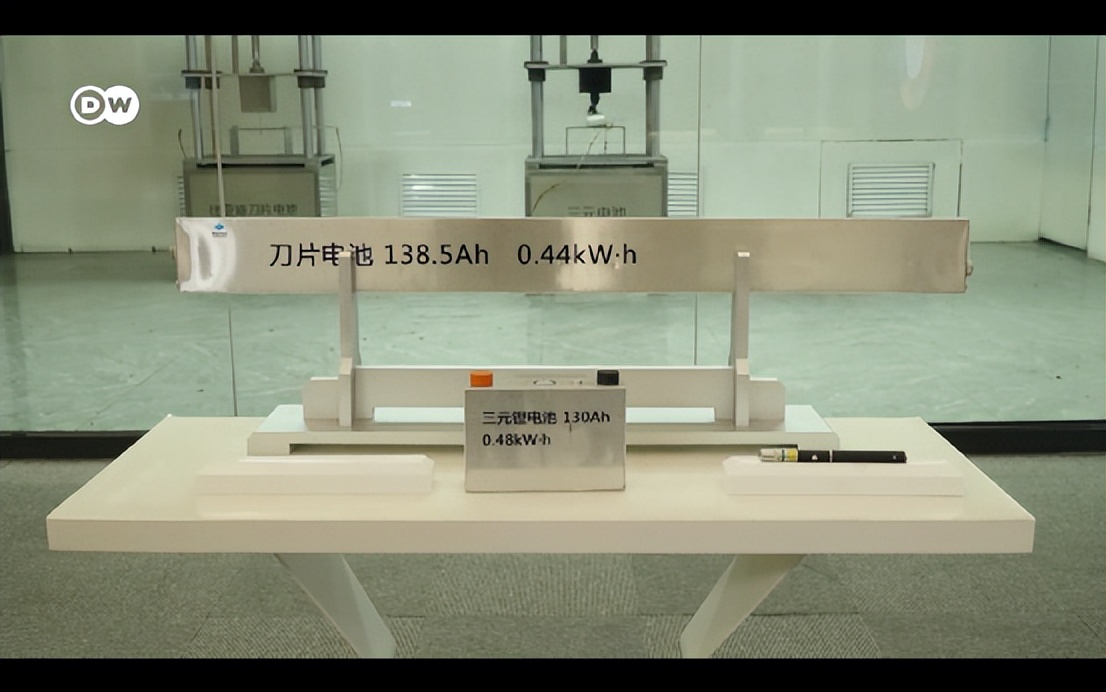 比亚迪难起火怎么回事,比亚迪说不会起火的刀片电池