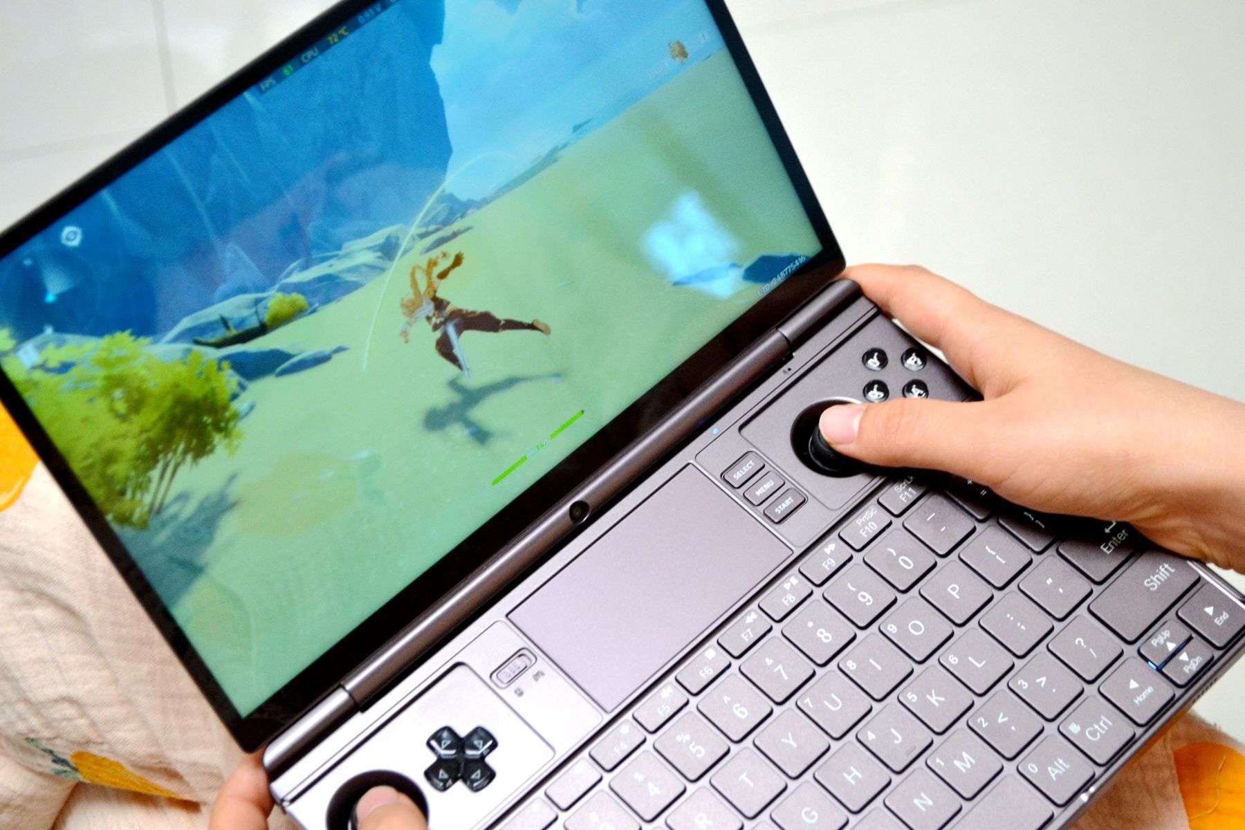 没有独显也能玩3A大作！AMD6800u加持的GPDWINMax2掌机到底有多强