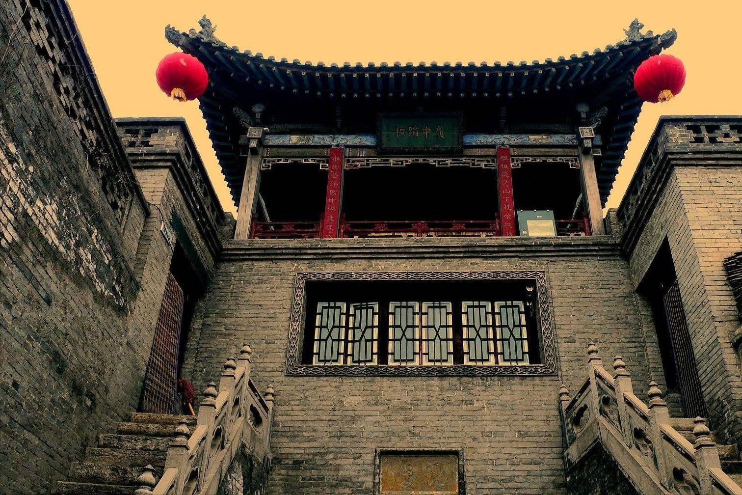 门开迎福户闭财来,大门常开好还是常闭好